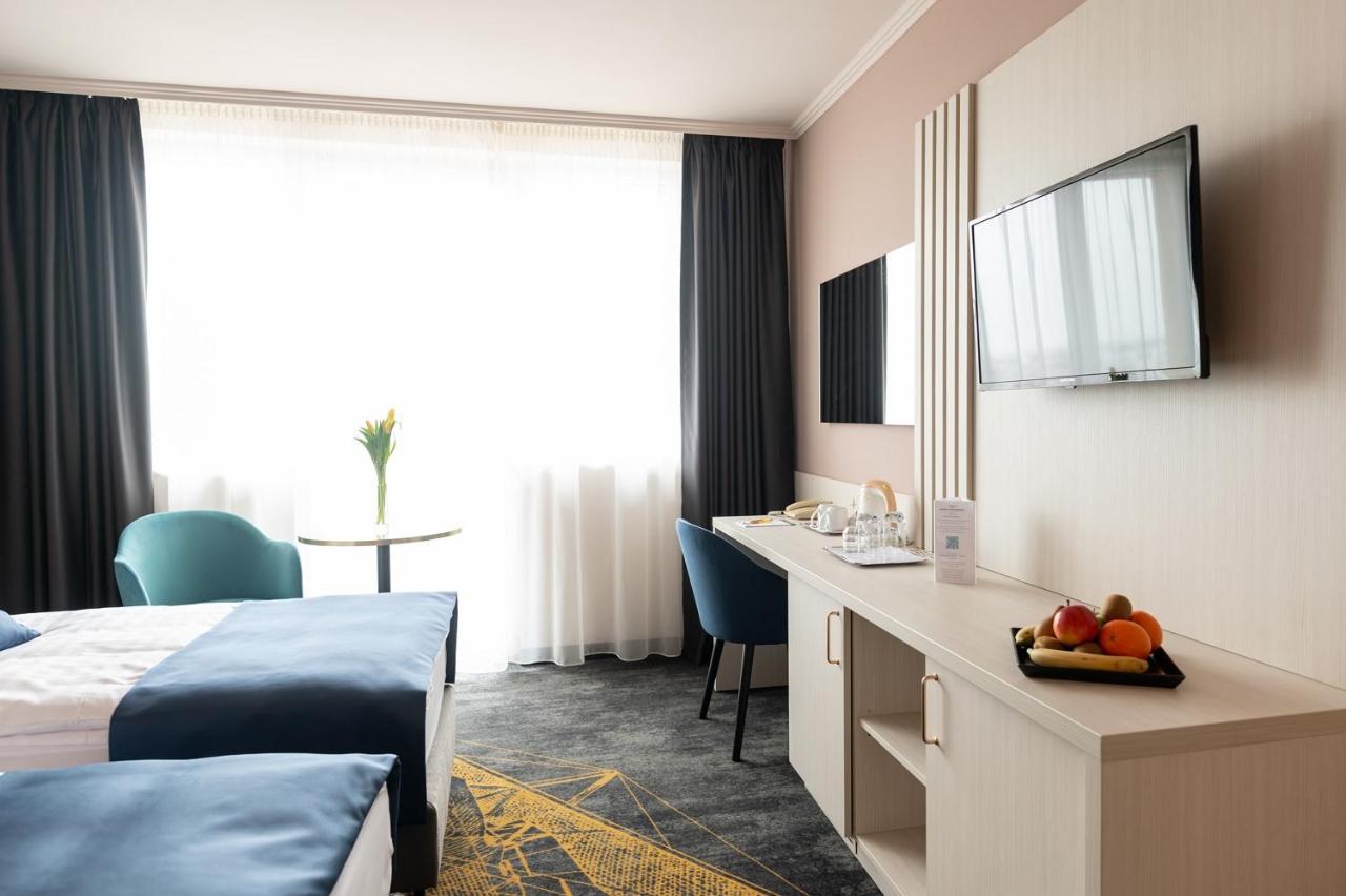 Airport Budapest 4* Vecsés