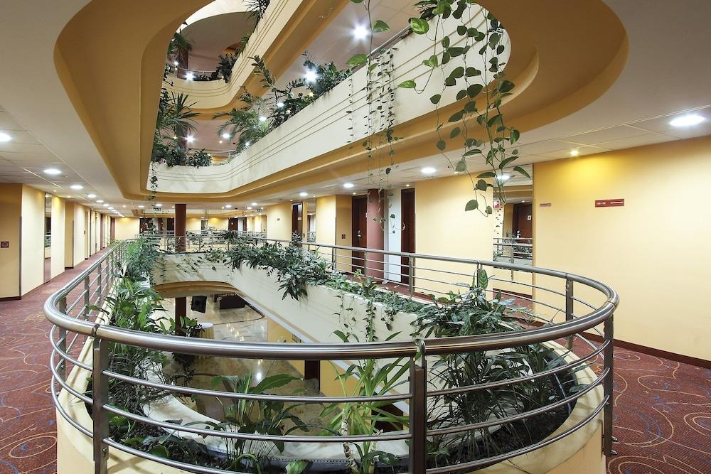 Airport Budapest Hotel Vecses