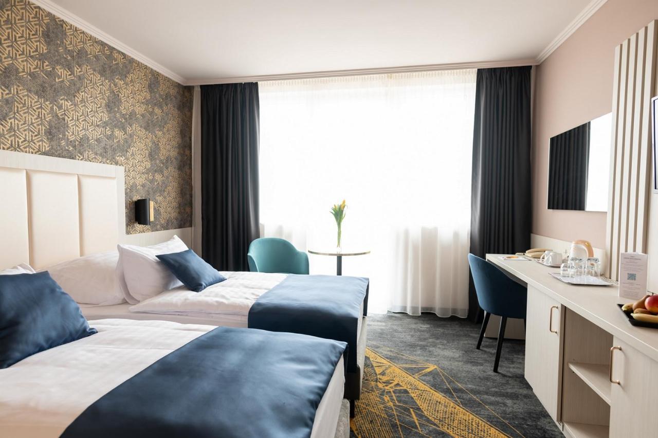 Airport Budapest 4*