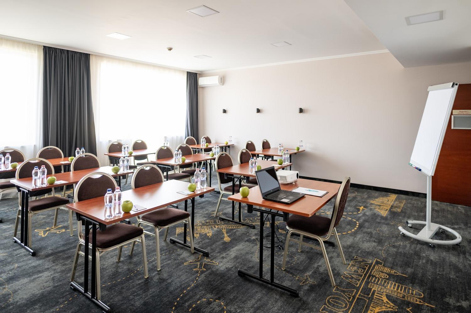 Hotel Airport Budapest 4*